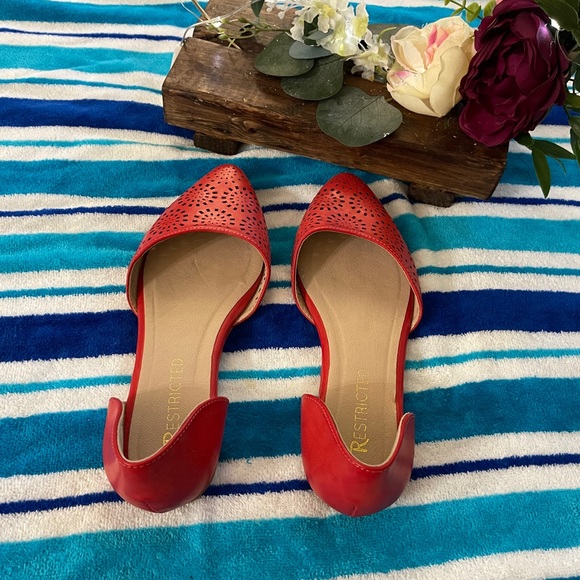 Restricted - Picture 5 of 6